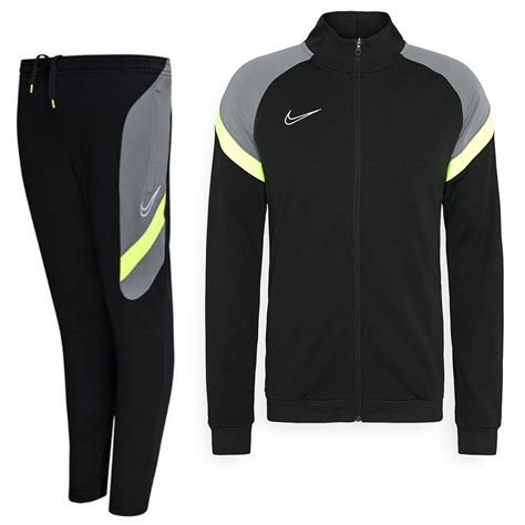 nike trainingspak grijs zwart|Grijze trainingspakken .